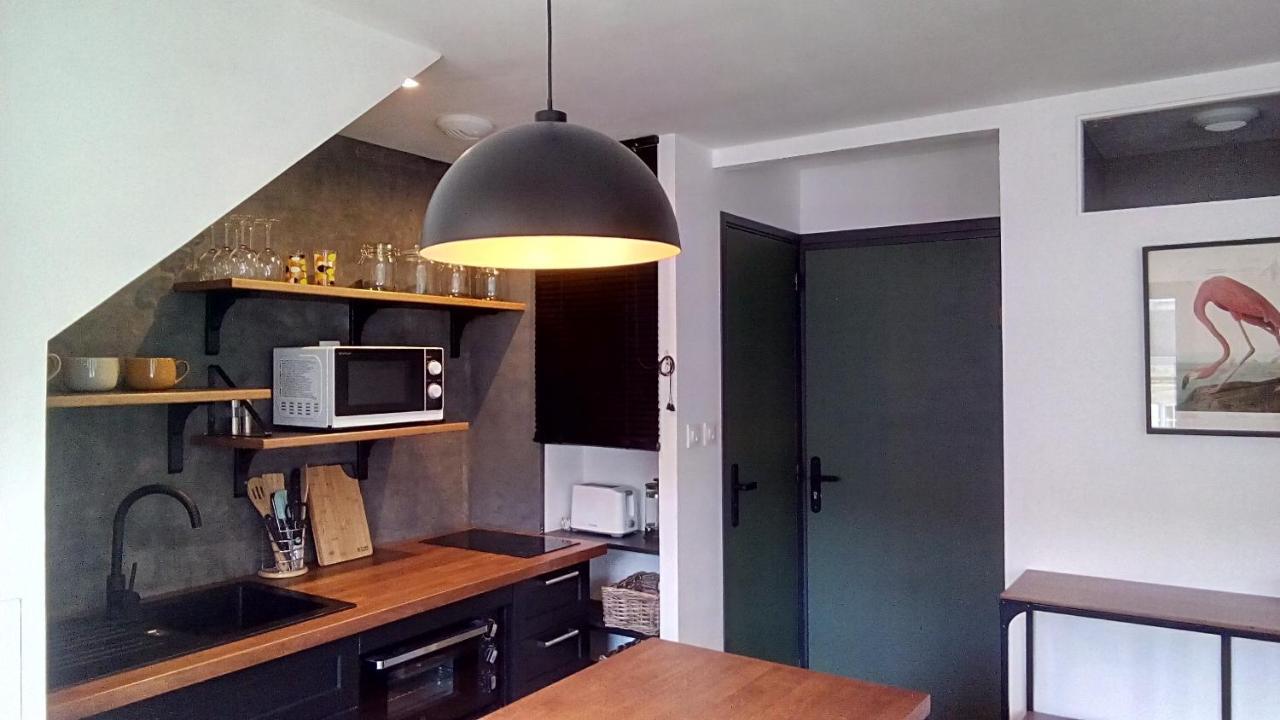 Les Appartements Du 31 - Centre Ville - 3E Etage - 35M2 カンペール エクステリア 写真
